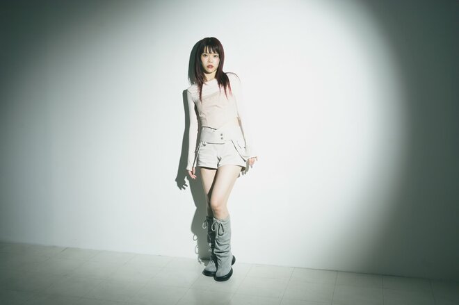 アイナ・ジ・エンド　撮影／冨田望　スタイリスト／菅沼愛（6/12）