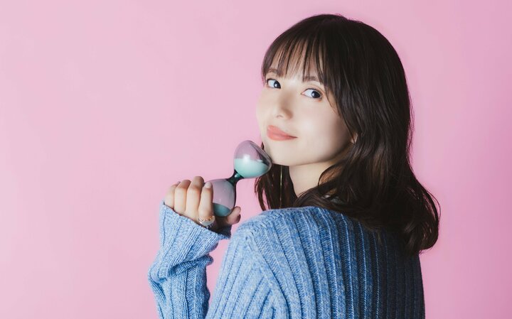 齋藤飛鳥、大きな挑戦へと踏み出す秘訣は「気合いと勢い」 私生活の贅沢は“コーヒーをドリップする”ひととき 