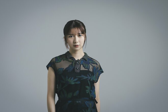 上白石萌歌　撮影／有坂政晴　ヘアメイク／坂本怜加(Allure)　スタイリスト／道端亜未（4/10）