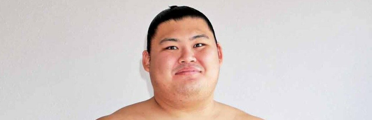 大の里の人生を変えた夏場所優勝！秋場所で2度目の優勝後に第2の故郷・糸魚川に凱旋「こんなにたくさんの人が集まってくれるとは、予想だにしていませんでした」}