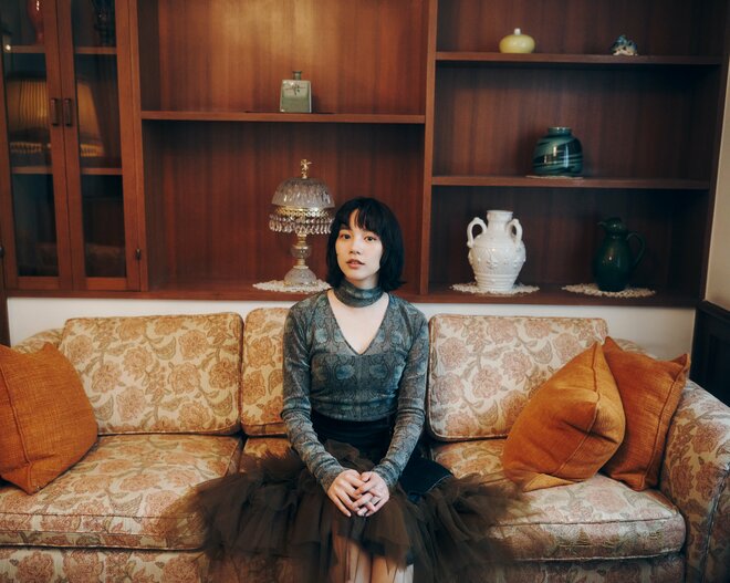 のん　撮影／北浦敦子　スタイリスト／町野泉美　ヘアメイク／菅野史絵（1/9）