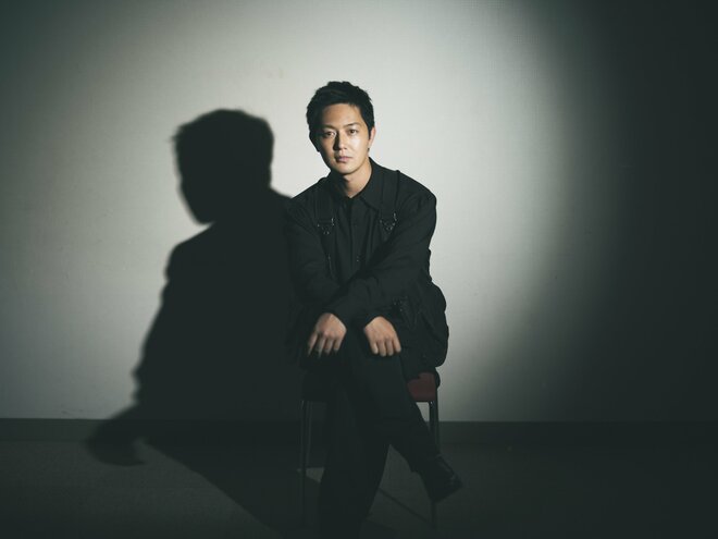 工藤阿須加　撮影／冨田望　ヘアメイク／中嶋竜司（HAPP'S.)　スタイリスト／伊藤省吾 （sitor）（1/4）