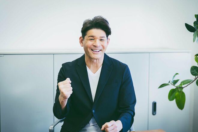 照英　撮影／有坂政晴（2/13）