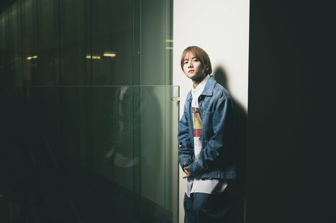 板垣李光人　撮影／冨田望　スタイリスト／五十嵐 堂寿　ヘアメイク／ＫＡＴＯ（ＴＲＯＮ）（5/10）