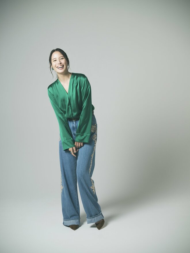 広瀬アリス　撮影／冨田望　ヘアメイク／面下伸一（FACCIA） スタイリング／沢田結衣（UM）（4/10）