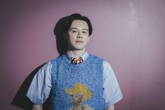 ウエンツ瑛士　撮影／有坂政晴　ヘアメイク／松永香織　スタイリスト／上野真紀（6/10）