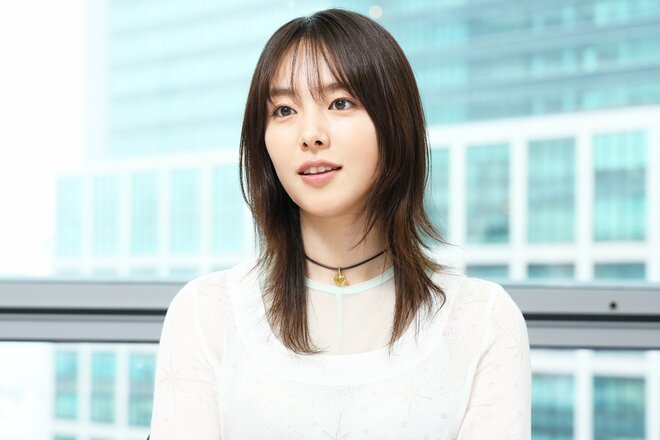 唐田えりか　撮影／河村正和（8/10）