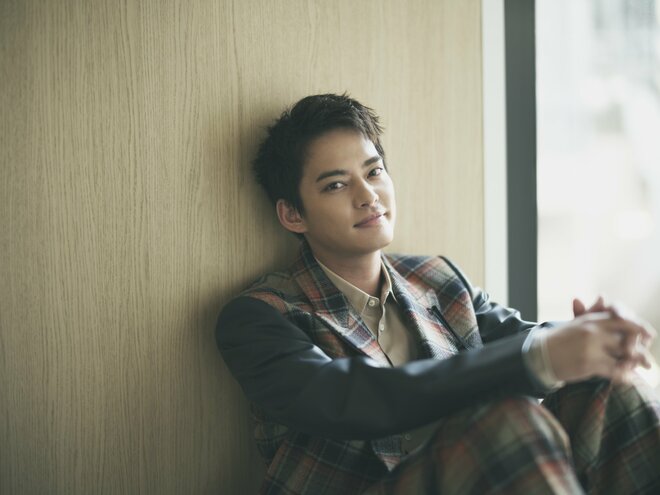 中山優馬　撮影／冨田望（5/10）