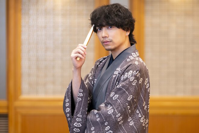 山崎育三郎　撮影／三浦龍司（2/10）