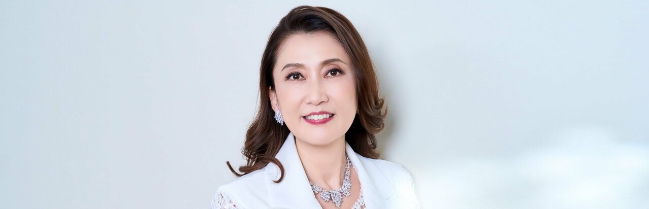 相葉雅紀は「素敵な役者さん」一路真輝が振り返る芸能生活45周年の歩み…宝塚トップ時代や上戸彩らとのドラマ共演秘話}
