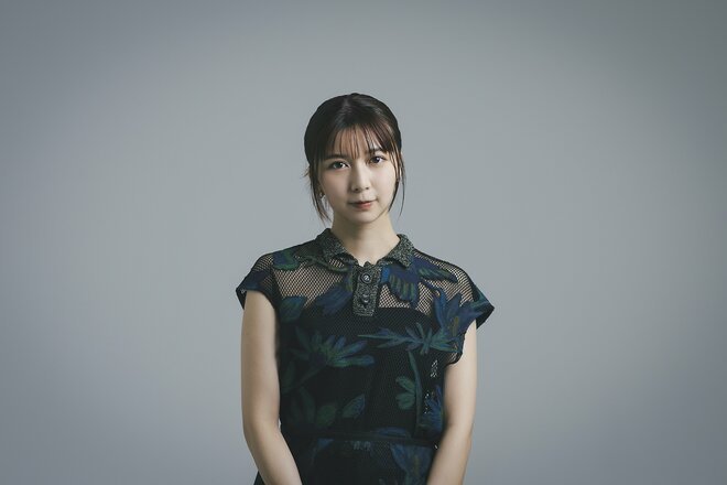 上白石萌歌　撮影／有坂政晴　ヘアメイク／坂本怜加(Allure)　スタイリスト／道端亜未（3/10）