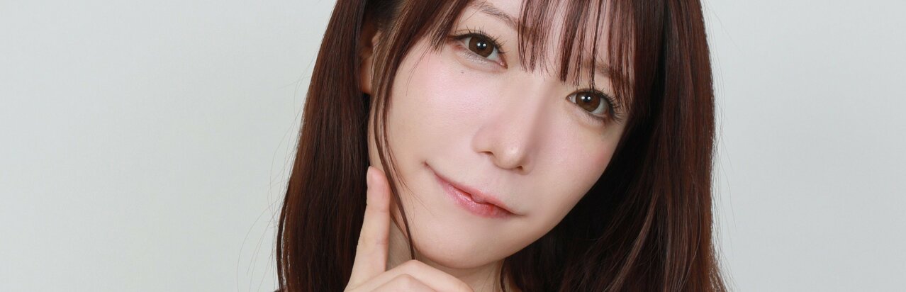 Youtube再生回数110万回超えも！“グラビア界の坂田利夫”清水あいり「恥ずかしくてプールの授業はずっとお休みしてたくらい」コンプレックスを笑いに変えた転機とは？}