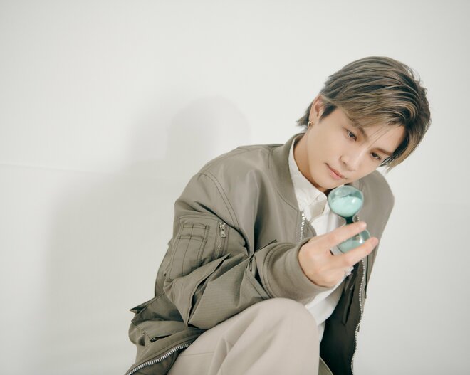 岩田剛典　撮影／北浦敦子　ヘアメイク／下川真矢　スタイリスト／渡辺康裕（7/7）