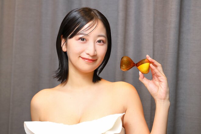 榎原依那　撮影／河村正和（6/10）