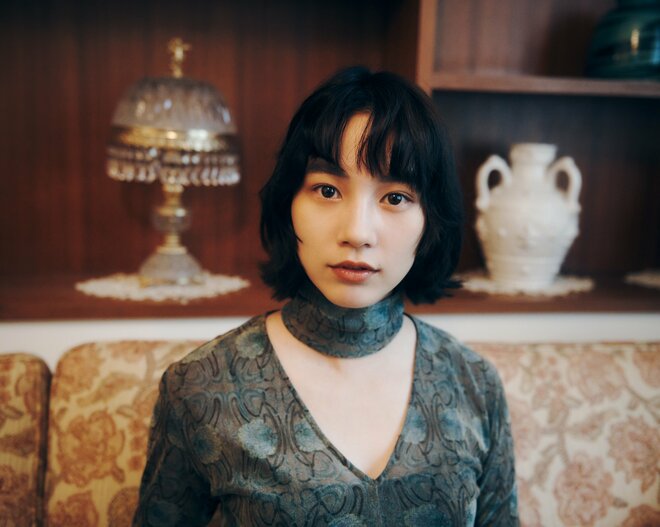 のん　撮影／北浦敦子　スタイリスト／町野泉美　ヘアメイク／菅野史絵（3/9）