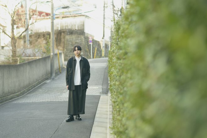 平野宏周　撮影／冨田望　ヘアメイク／菊地倫徳　スタイリスト／鳥羽栞（4/10）