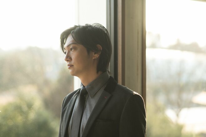 喜矢武豊　撮影／冨田望　スタイリスト／藤井やすのり　ヘアメイク／柳下綾音（1/8）