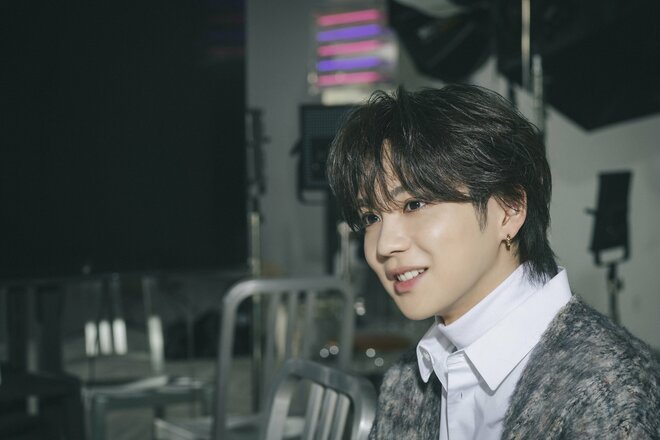 吉野北人　撮影／有坂政晴　ヘアメイク／大木利保（ＣＯＮＴＩＮＵＥ）　スタイリスト／吉田ケイスケ（2/10）