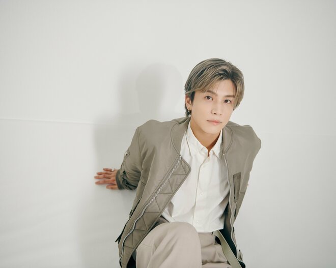 岩田剛典　撮影／北浦敦子　ヘアメイク／下川真矢　スタイリスト／渡辺康裕（6/7）