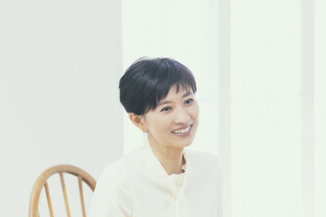 菊川怜　撮影／有坂政晴　ヘアメイク／山田典良　スタイリング／青柳裕美（Azzurro）（3/10）