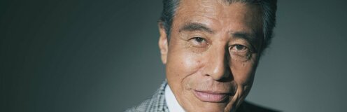 ダンディ舘ひろしは｢家に帰ったらひどい｣⁉ 75歳の今も守る石原プロの