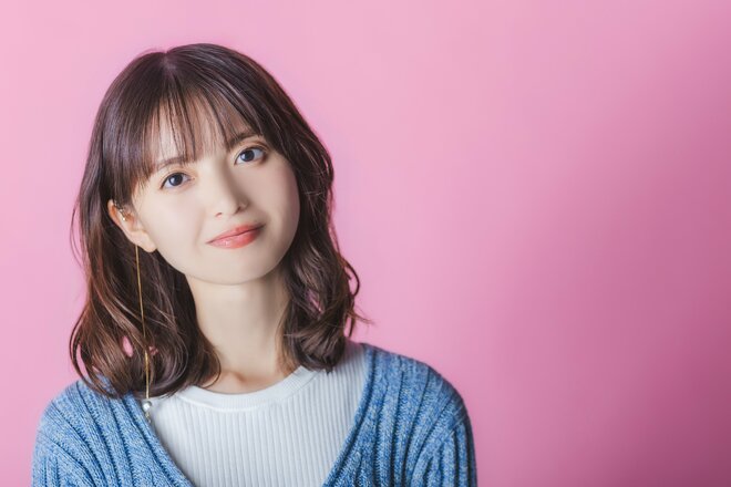 齋藤飛鳥　撮影／有坂政晴　ヘアメイク／猪股真衣子（TRON）　スタイリスト／市野沢祐大（TEN10）（3/9）