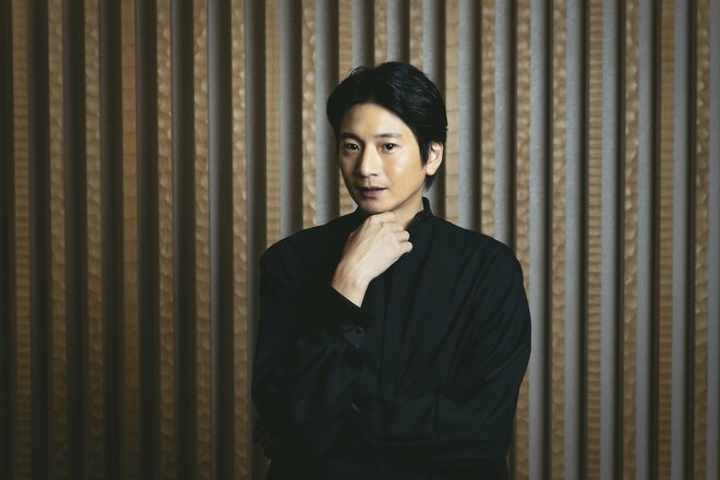 向井理　撮影／有坂政晴　ヘアメイク／宮田靖士　スタイリスト／外山由香里（3/10）