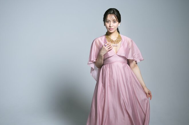 野崎萌香　撮影／冨田望（2/10）