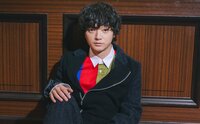 染谷将太が｢すごいな｣と思った芦田愛菜、｢説得力があった｣ハムレット俳優たち、｢世界中で命を落としている人たちがいる｣現実の中で完成作を見て｢胸打たれた｣こと
