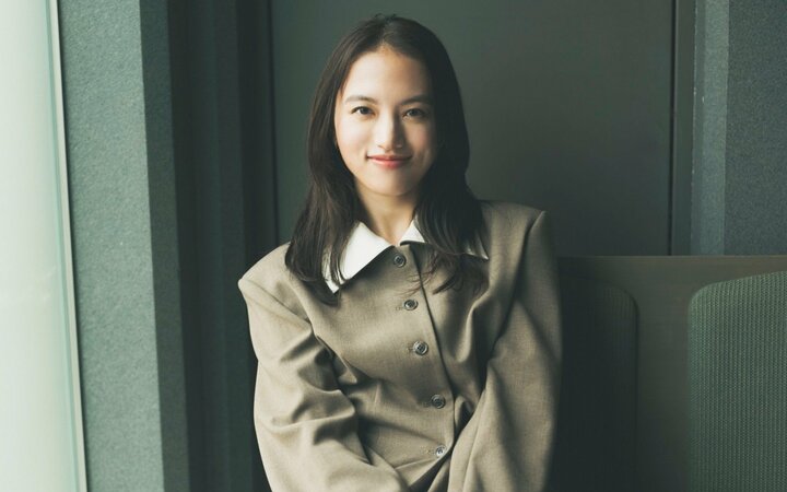 清原果耶が初舞台『ジャンヌ・ダルク』の秘話を告白…白井晃演出の舞台『レディエント・バーミン』への思い 