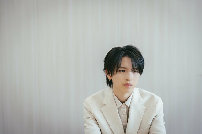 岩橋玄樹　撮影／有坂政晴　ヘアメイク／村澤柚香　スタイリスト／河田威尊（10/10）