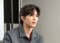 板垣瑞生が導かれるように入った御殿場のカフェで感じた、不思議な縁「黒澤明監督の台本がたくさんあって……」