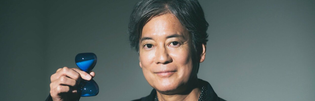 ｢実は脇役のほうが自由にできる｣62歳の今も第一線を走る唐沢寿明の意外な本音。軽いノリでアフロを提案した主演映画と堤幸彦監督の凄み}