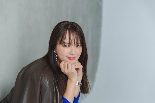 多部未華子　撮影／有坂政晴　ヘアメイク／中西樹里　スタイリスト／岡村春輝（FJYM inc.）（3/5）