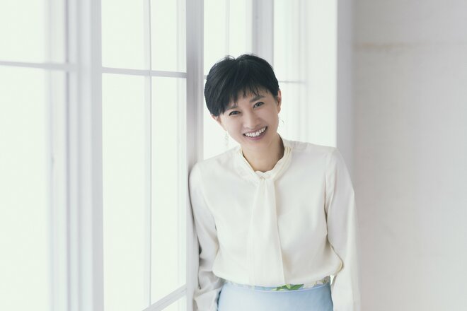 菊川怜　撮影／有坂政晴　ヘアメイク／山田典良　スタイリング／青柳裕美（Azzurro）（4/10）