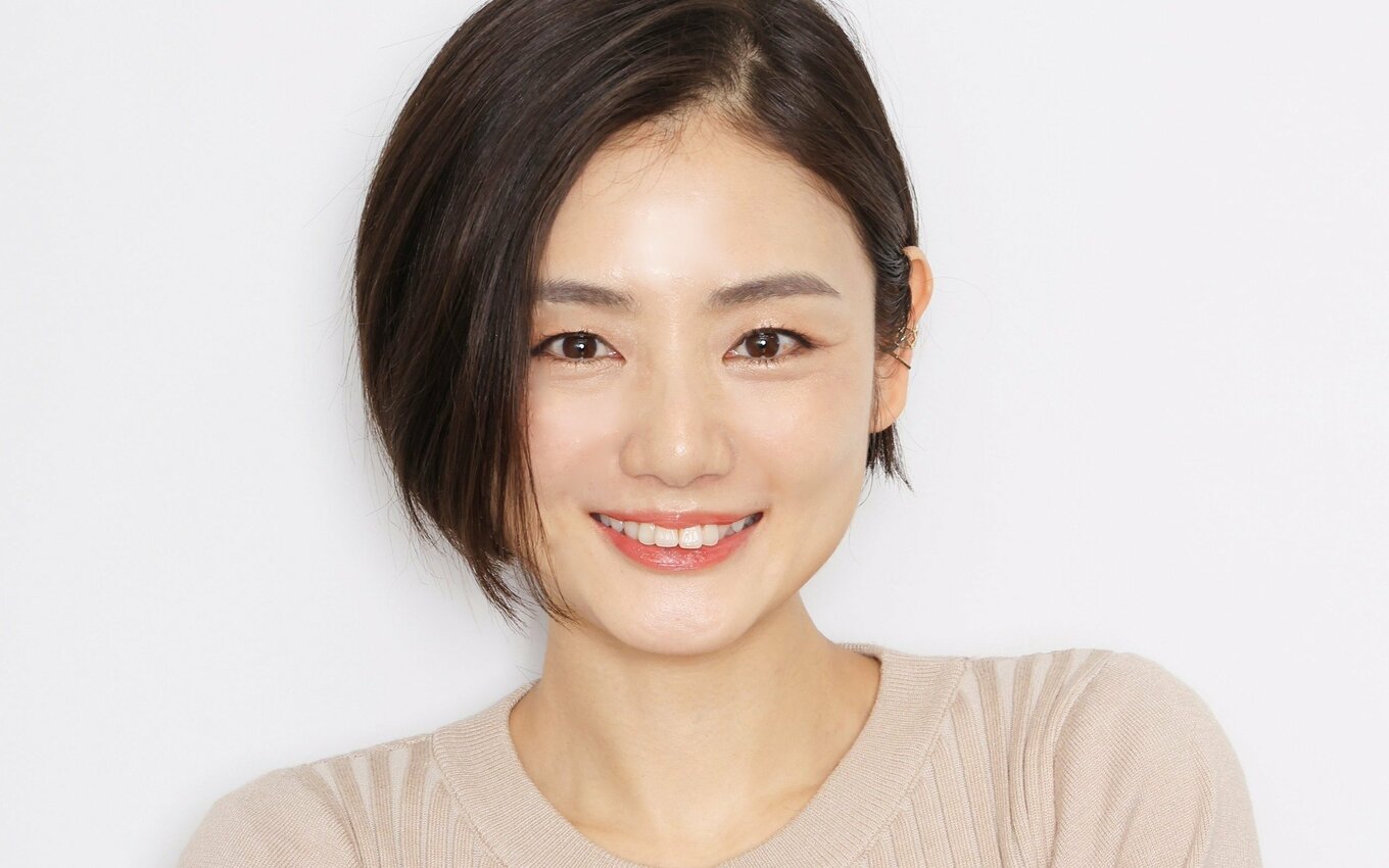 3ページ目) 女優・片山萌美「ご一緒したいプロデューサーや監督、俳優さんの名前をノートに書き留めているんです」転機となった信頼できるマネージャーとの出会い｜オリジナル｜インタビューサイト  双葉社 THE CHANGE