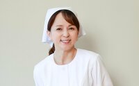いとうまい子が「伊藤麻衣子」から改名したワケ…写真集のヌードを断ったら「干されたみたいになって、地獄の日々でした」人生が変わったきっかけは兄の愛犬アトム