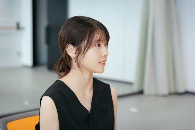 有村架純　撮影／有坂政晴　ヘアメイク／新山いずみ　スタイリング／瀬川結美子（9/9）