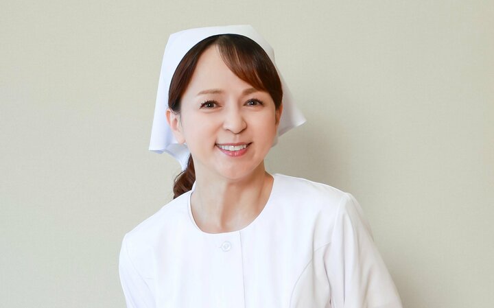 いとうまい子が「伊藤麻衣子」から改名したワケ…写真集のヌードを断ったら「干されたみたいになって、地獄の日々でした」人生が変わったきっかけは兄の愛犬アトム 