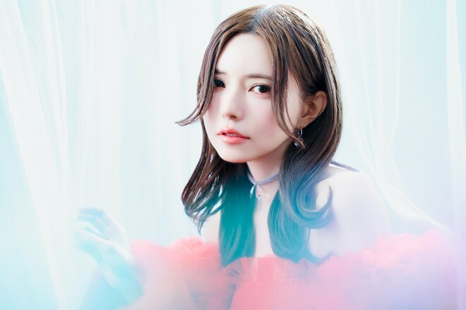 益若つばさ　撮影／松島豊（9/10）