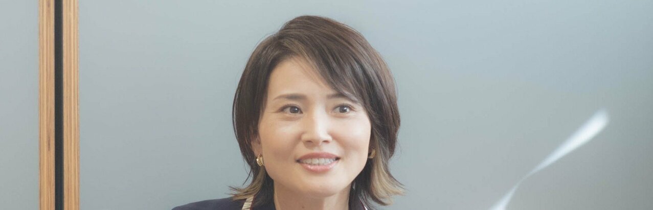 金子恵美「公用車で息子を保育園に送迎」夫の文春砲の裏で妻は新潮砲を被弾！だからこそ訴える「国民目線の政治」}