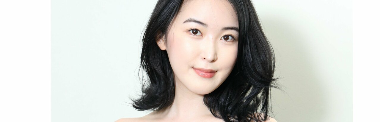 「ファンの方には驚かれました」書道家に転身の元トップグラドル・おしの沙羅「グラビアアイドル“忍野さら”の延長線上に、役者としての未来はないと思った」突然のCHANGEの背景}