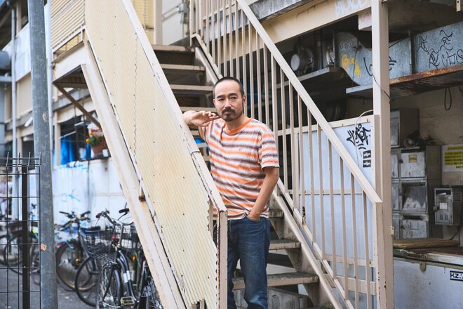 岩崎う大　撮影／石田寛（2/5）