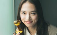 清原果耶が挑む3人芝居『レディエント・バーミン』…欲望にまみれる夫婦の不条理劇と白井晃演出への熱い思い