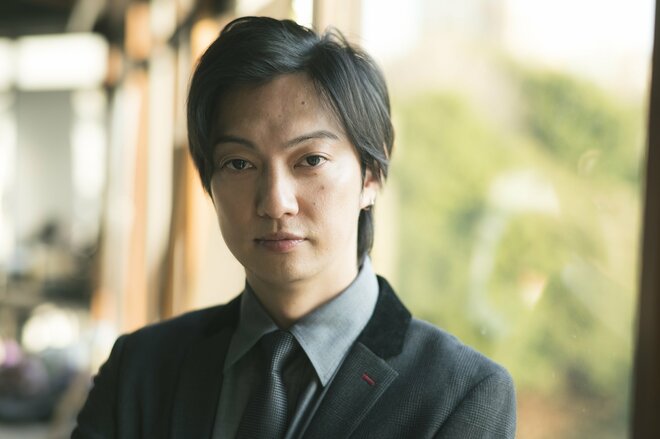 喜矢武豊　撮影／冨田望　スタイリスト／藤井やすのり　ヘアメイク／柳下綾音（3/8）