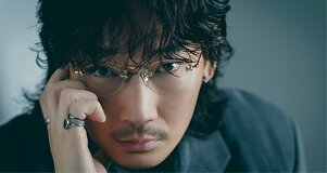 綾野剛「ワクワクが止まりませんでした」17年振りにタッグを組んだ監督