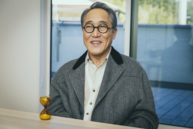 佐野史郎　撮影／有坂政晴（8/10）