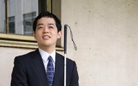 盲目のピン芸人・濱田祐太郎「テレビに出ることを諦めたくない」昨年放送のバラエティ番組が2025年日本民間放送連盟賞で最優秀賞を受賞