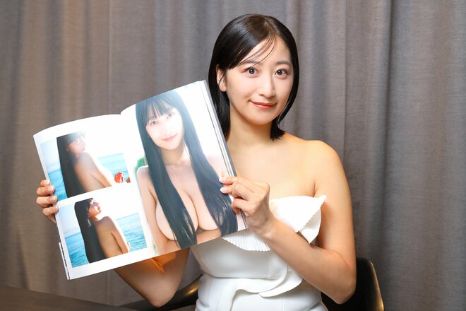 榎原依那　撮影／河村正和（8/10）