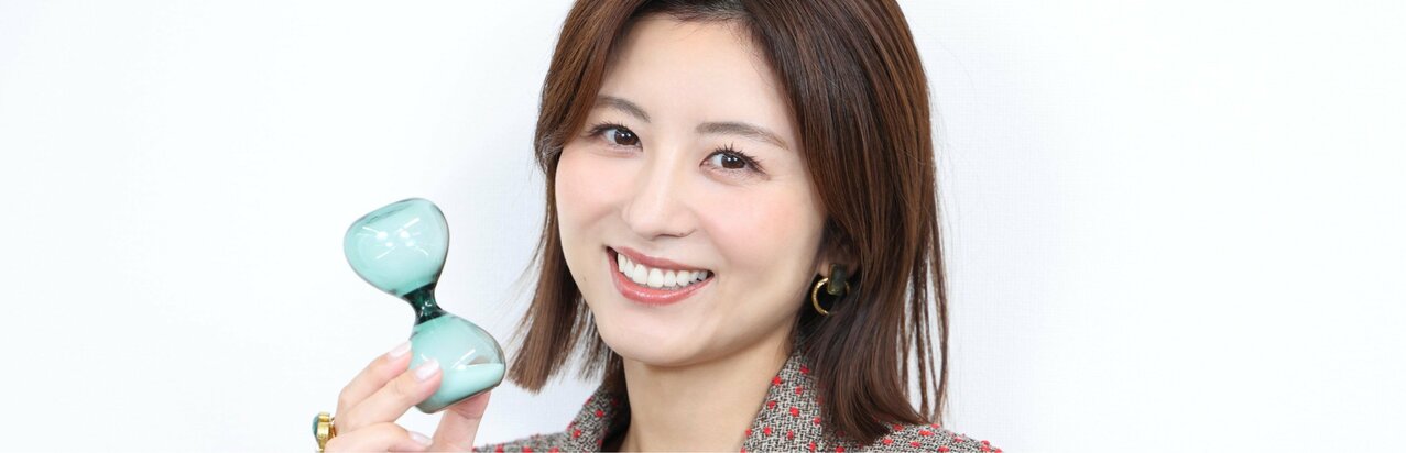 ｢衣装を5ポーズ。朝起きて…｣宇賀なつみが大好きなホテルで撮影した旅の1日グラビア、『池上彰のそうだったのか!!』MCが実践する｢3週間働いて1週間は旅｣の生活}